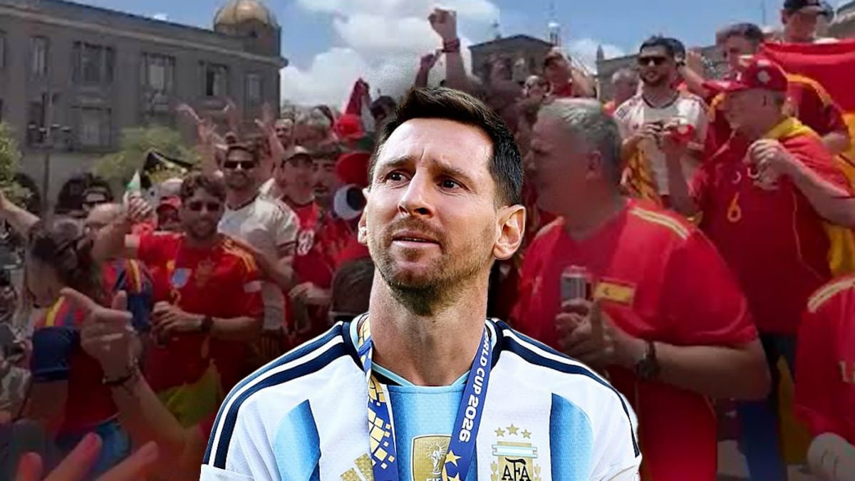 La afición española rinde homenaje a Messi con Cielito Lindo