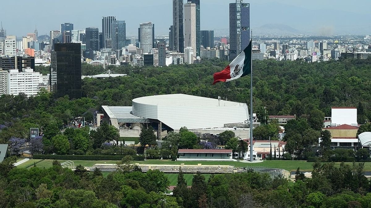Hacienda exige pago de 46 millones por Campo Marte en Mundial de Fútbol