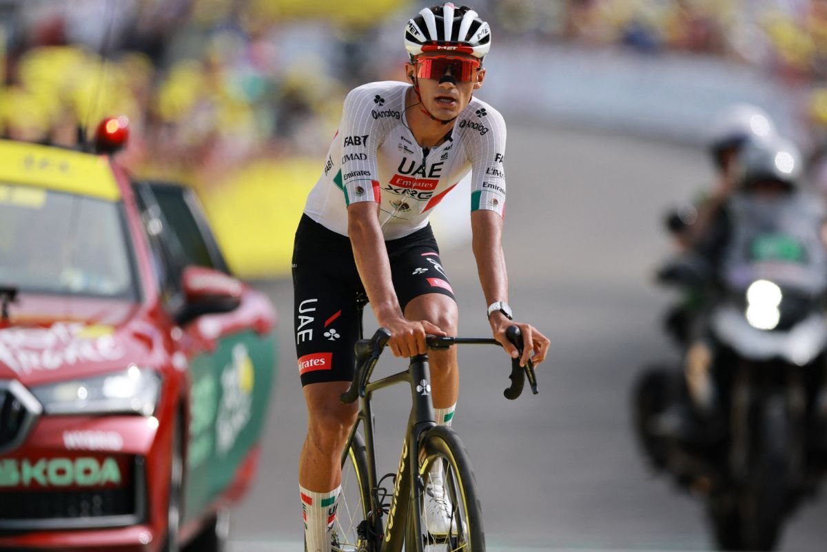 Isaac del Toro brilla en el Tour de Francia y recupera el maillot blanco