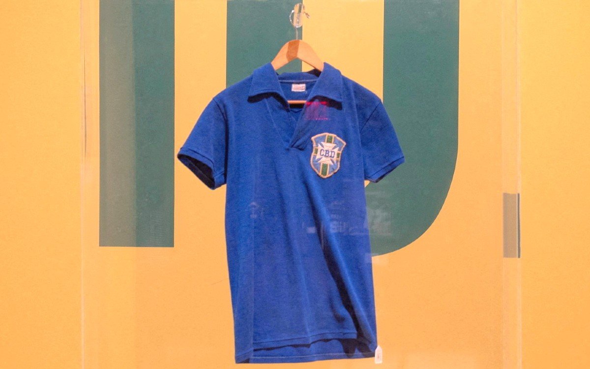 Camiseta de Pelé en 1958 subastada por casi 5 millones de dólares